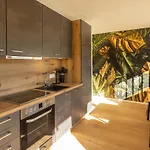 דירה Sweethome - Luxus Pur - Kueche, Balkon, Wifi