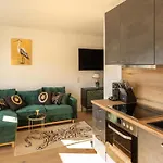 Sweethome - Luxus Pur - Kueche, Balkon, Wifi * דכאו