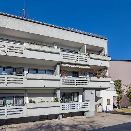 Sweethome - Luxus Pur - Kueche, Balkon, Wifi Apartment *